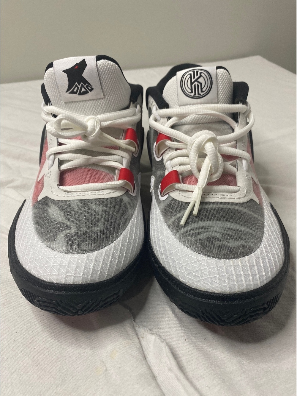 Nike Kyrie 8 GO Size 5Y